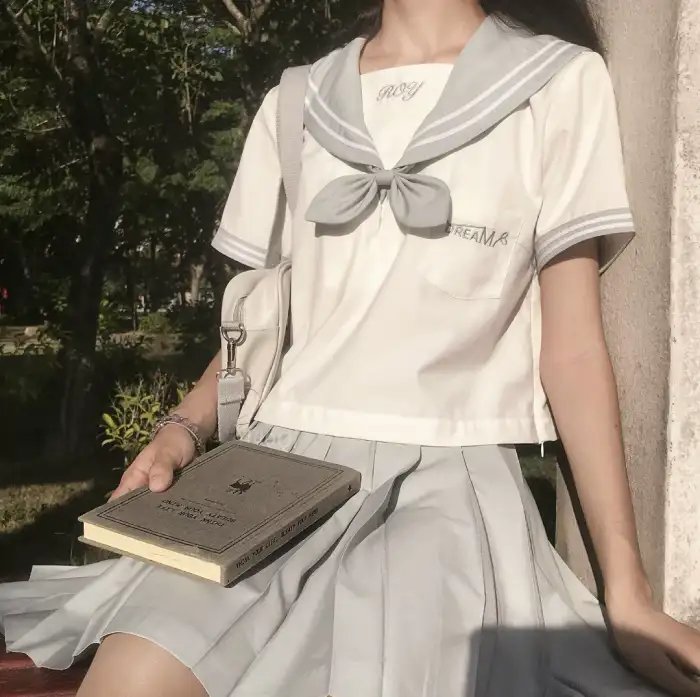 穿越90赖上冷傲厂长